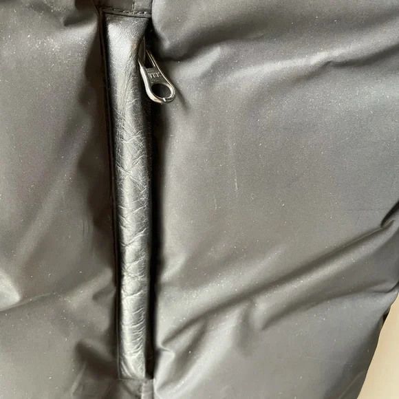 š¤SALEš¤ Mackage parka - black - Picture 4 of 7